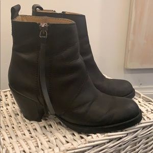Acne Black Ankle Bootie Chelsea Style Jodhpur sz8